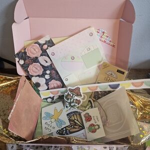 Mystery Junk Journal Ephemera Pack | Scrapbook Collage Supplies | Vintage Paper